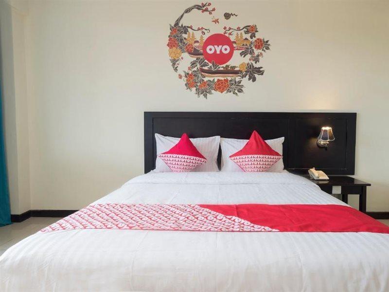 Oyo 1633 Hotel Darma Nusantara 3 Mandai Exteriör bild